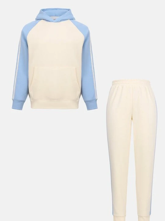 Zdjęcie produktu Dres Even&Odd beżowy