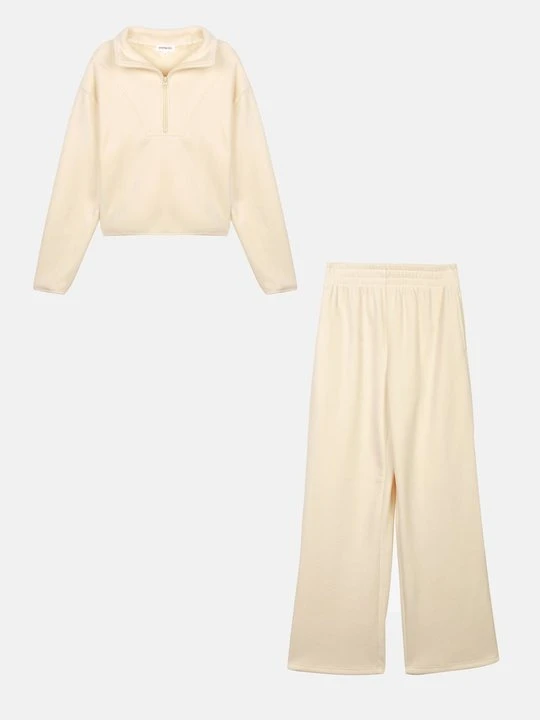 Zdjęcie produktu Dres Even&Odd beżowy