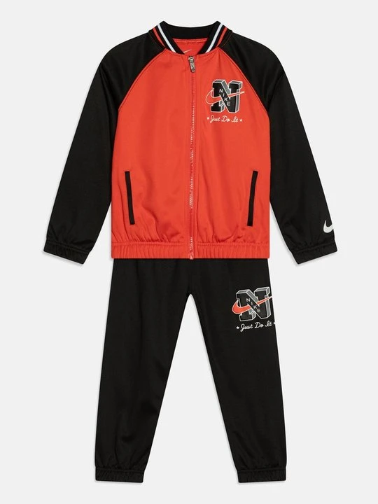 Zdjęcie produktu Dres Nike czarny