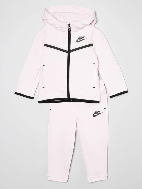 Zdjęcie produktu Dres Nike różowy