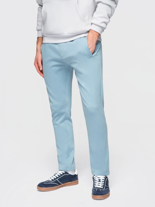 Zdjęcie produktu Dresowe spodnie bawełniane męskie BASIC z nogawką bez ściągacza - jasnoniebieskie V7 - Rozmiar: XXL Ombre Clothing