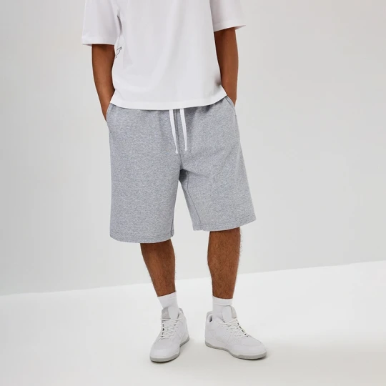 Zdjęcie produktu Szare dresowe szorty typu jorts House