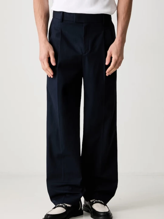 Zdjęcie produktu Drôle de Monsieur spodnie garniturowe męskie z bawełną Golfer Drole de Monsieur granatowy