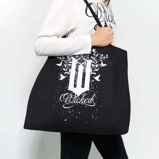 Zdjęcie produktu Duża czarna torba materiałowa z nadrukiem Wicked House