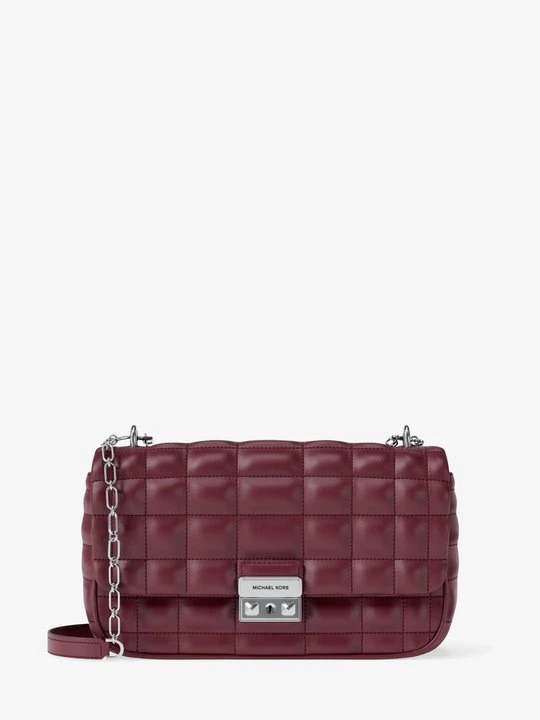 Zdjęcie produktu Duża torebka na ramię Tribeca z pikowanej skóry Michael Kors OXBLOOD (Czerwony)