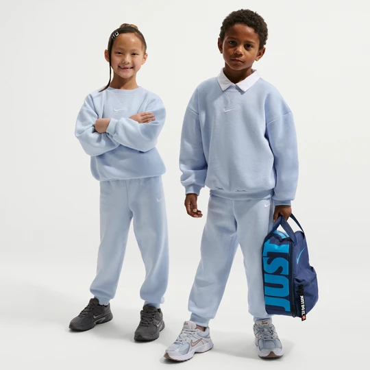 Zdjęcie produktu Dwuczęściowy dzianinowy zestaw dla małych dzieci z bluzą z półokrągłym dekoltem Nike Essential - Niebieski