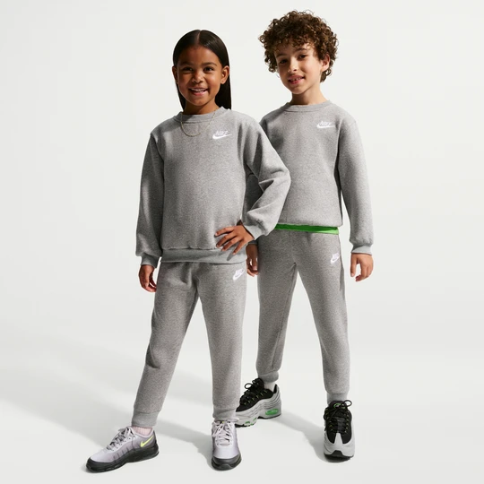 Zdjęcie produktu Dwuczęściowy zestaw Nike z bluzą z półokrągłym dekoltem dla małych dzieci - Szary