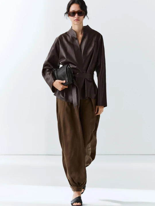 Zdjęcie produktu Dwurzędowa Kurtka Ze Skóry Nappa Z Wiązaniem - Brązowy - Massimo Dutti - Female