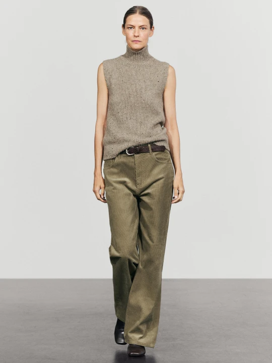 Zdjęcie produktu Dzianinowa Kamizelka Z Golfem - Beżowy - Massimo Dutti - Female