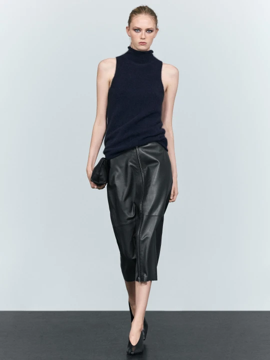 Zdjęcie produktu Dzianinowy Top Z Golfem - Ciemnoniebieski - Massimo Dutti - Female