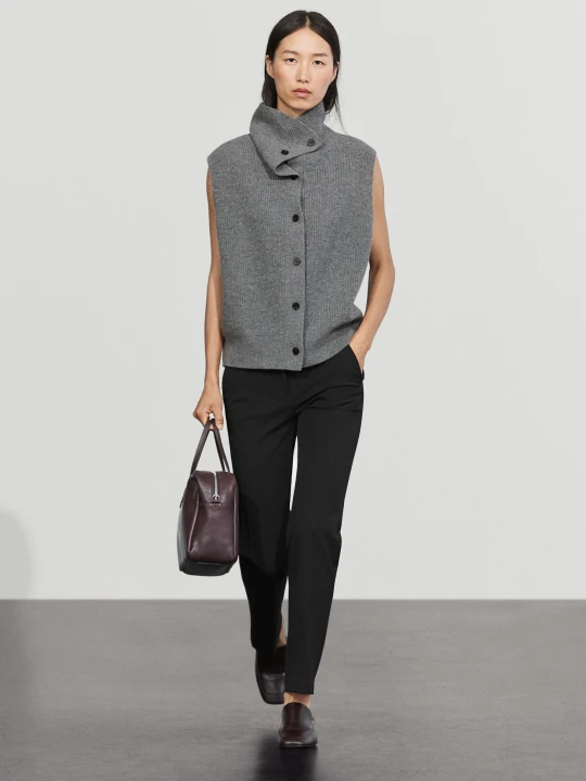 Zdjęcie produktu Dzianinowa Kamizelka Z Kołnierzem Kominowym Ze 100% Wełny - Ciemnoszary - Massimo Dutti - Female