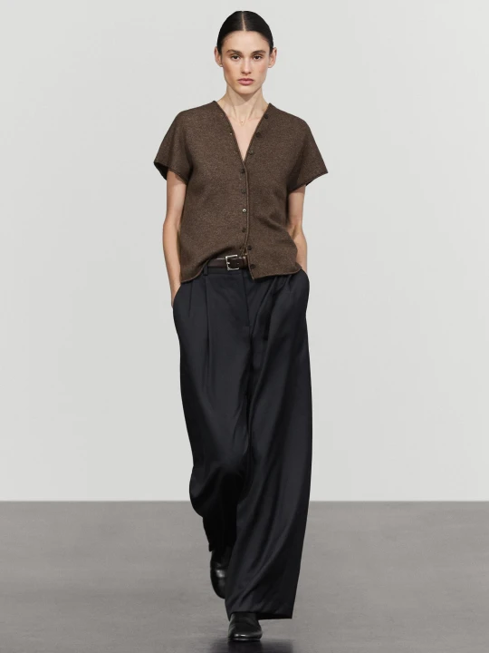 Zdjęcie produktu Dzianinowa Kamizelka Z Wełną I Dekoltem W Szpic - Szarobrązowy - Massimo Dutti - Female