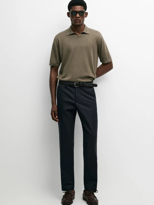 Zdjęcie produktu Dzianinowa Koszulka Polo Ze 100% Bawełny Z Dekoltem W Serek - Khaki - Massimo Dutti - Male