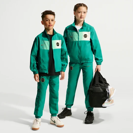 Zdjęcie produktu Dzianinowy dres piłkarski dla dużych dzieci Nike Kylian Mbappé - Zieleń