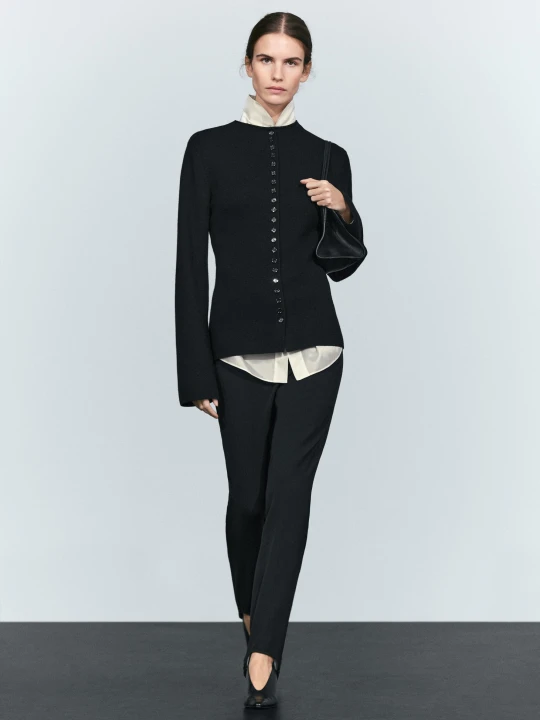 Zdjęcie produktu Dzianinowy Kardigan Na Wiele Guzików - Czarny - Massimo Dutti - Female