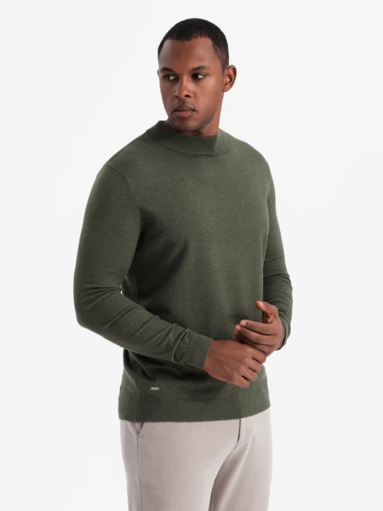 Zdjęcie produktu Dzianinowy półgolf męski z wiskozą – ciemnooliwkowy melanż V5 - Rozmiar: XL Ombre Clothing