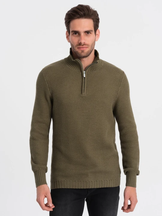 Zdjęcie produktu Dzianinowy sweter męski z rozpinaną stójką - oliwkowy V6 - Rozmiar: XL Ombre Clothing