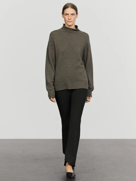 Zdjęcie produktu Dzianinowy Sweter Oversize Ze 100% Kaszmiru - Szarawozielony - Massimo Dutti - Female