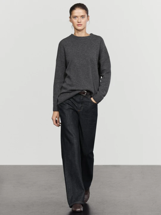 Zdjęcie produktu Dzianinowy Sweter Oversize Ze 100% Kaszmiru - Szary Antracytowy - Massimo Dutti - Female