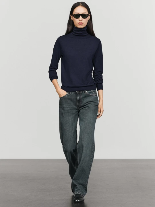 Zdjęcie produktu Dzianinowy Sweter Z Golfem Z Dodatkiem Wełny - Granatowy - Massimo Dutti - Female
