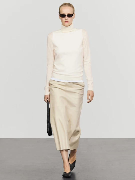 Zdjęcie produktu Dzianinowy Sweter Z Golfem Z Dodatkiem Wełny - Surowy - Massimo Dutti - Female