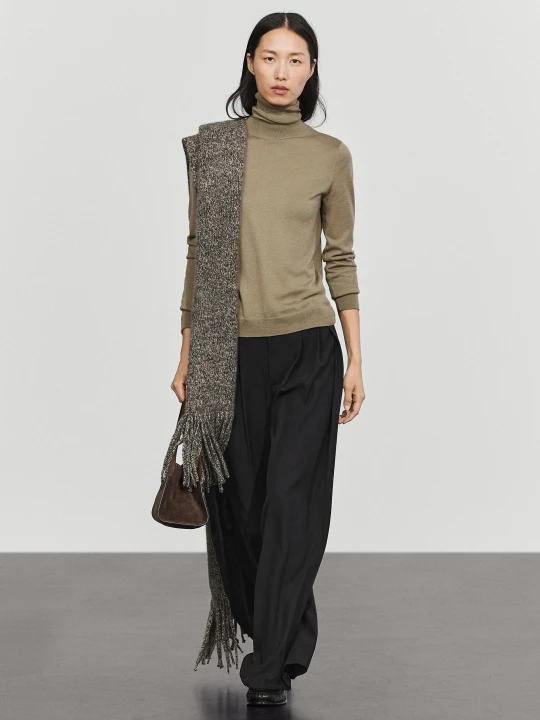 Zdjęcie produktu Dzianinowy Sweter Z Golfem Z Dodatkiem Wełny - Szarawozielony - Massimo Dutti - Female