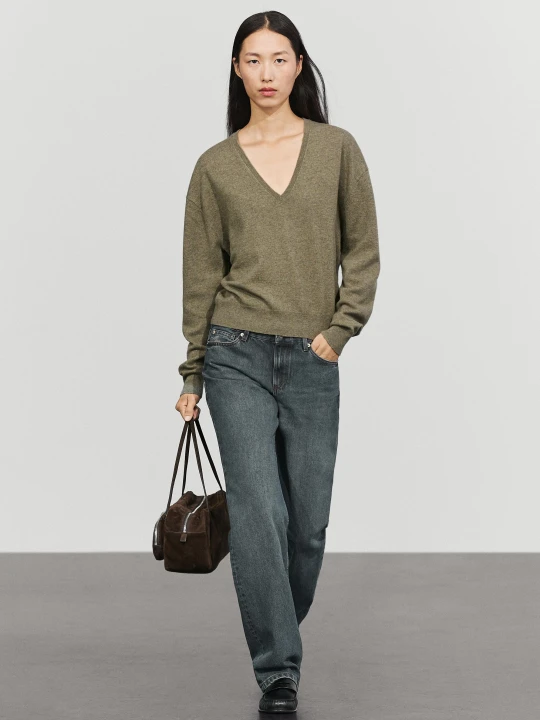 Zdjęcie produktu Sweter Z Mieszanki Wełny Z Dekoltem W Serek - Ziel Pop - Massimo Dutti - Female