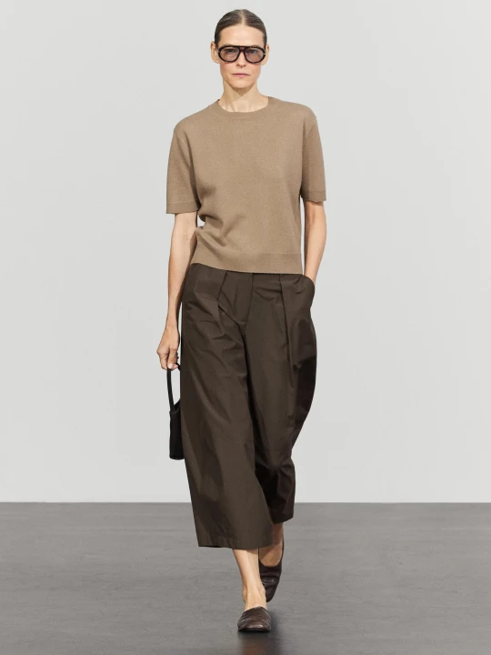 Zdjęcie produktu Dzianinowy Sweter Z Krótkim Rękawem Z Mieszanki Wełny - Zielonkawy - Massimo Dutti - Female