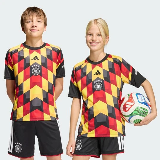 Zdjęcie produktu Dziecięca podstawowa koszulka rozgrzewkowa Niemcy 26 Adidas czarny