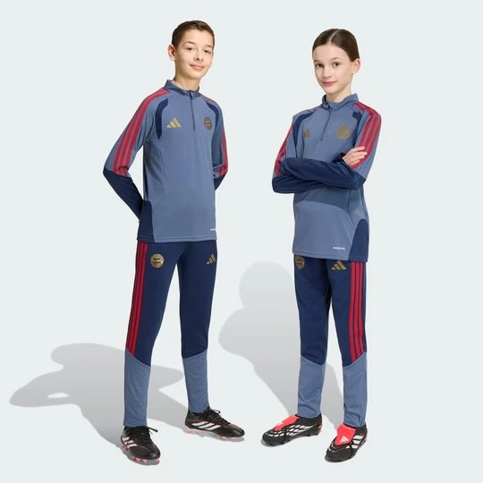 Zdjęcie produktu Dziecięce spodnie treningowe FC Bayern 26 / 27 Adidas