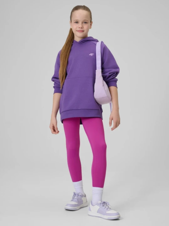 Zdjęcie produktu Dziewczęca bluza nierozpinana z kapturem 4F 4FJRSS26TSWSF3040 - fioletowa