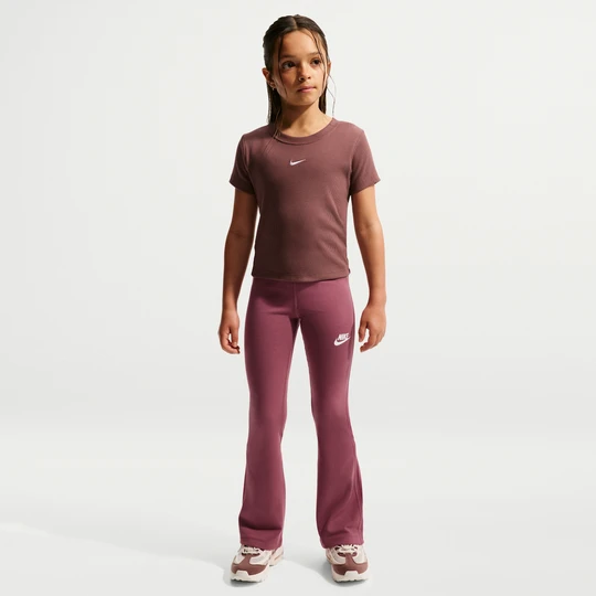 Zdjęcie produktu Dziewczęce legginsy z wysokim stanem i rozszerzanymi nogawkami Nike Classic - Czerwony
