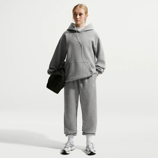 Zdjęcie produktu Dziewczęce spodnie o luźnym kroju Nike Studio Fleece - Szary
