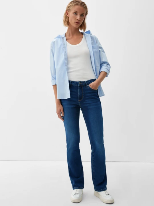 Zdjęcie produktu Dżinsy Beverly / Slim Fit / Mid Rise / Bootcut Leg s.Oliver niebieski