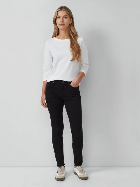 Zdjęcie produktu Dżinsy Izabell / Skinny Fit / Mid Rise / Skinny Leg s.Oliver czarny