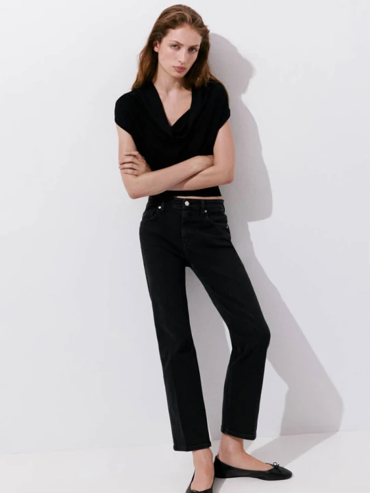 Zdjęcie produktu Dżinsy Sienna flare crop black denim - Kobieta - - MANGO