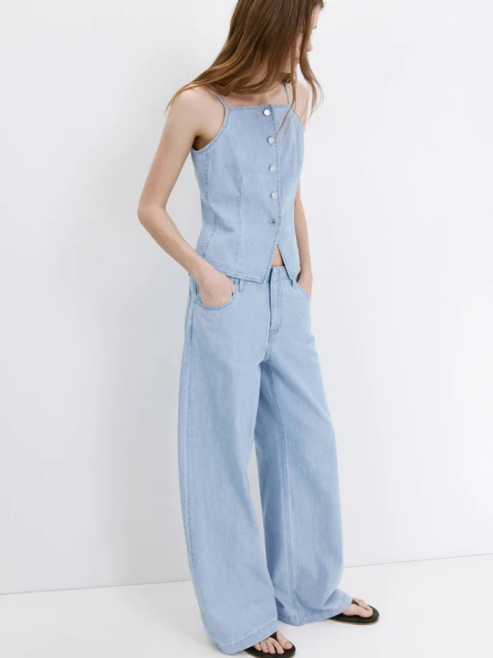 Zdjęcie produktu Jeansy wide leg ze średnim stanem jasnoniebieski - Kobieta - - MANGO