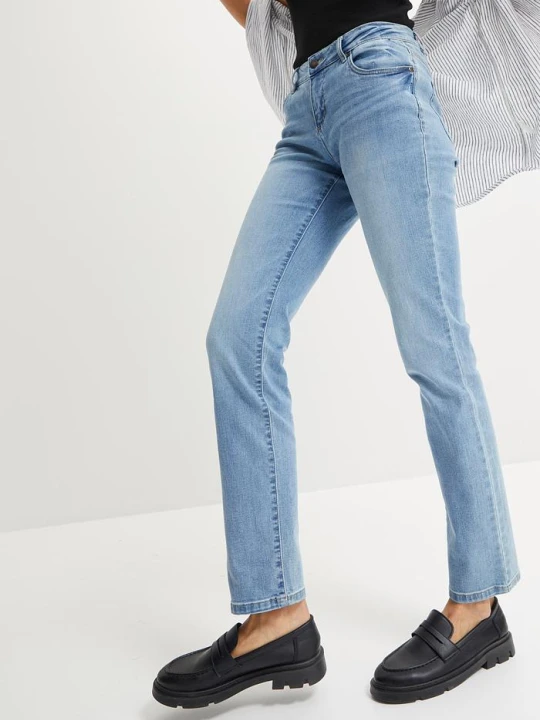 Zdjęcie produktu Dżinsy ze stretchem straight, mid waist BonPrix niebieski