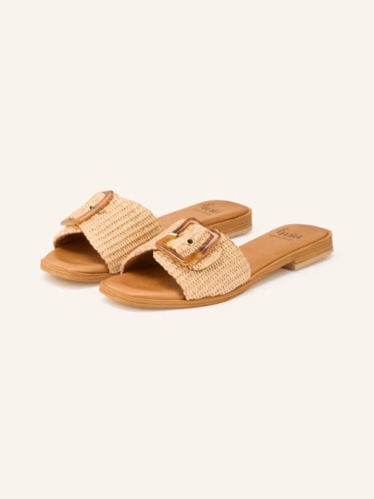 Zdjęcie produktu È Mia Klapki beige E Mia