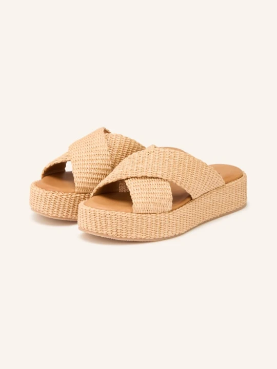 Zdjęcie produktu È Mia Klapki Na Płaskiej Podeszwie beige E Mia