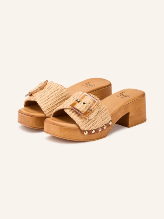 Zdjęcie produktu È Mia Plateau-Mules Z Nitami beige E Mia