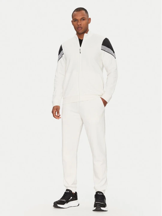 Zdjęcie produktu EA7 Emporio Armani Dres 7M000268 AF12451 U0005 Biały Regular Fit