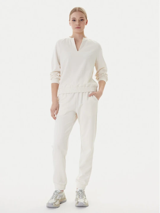 Zdjęcie produktu EA7 Emporio Armani Dres 7W000976 AF12501 U0004 Écru Regular Fit Kremowy