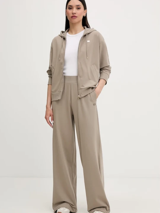 Zdjęcie produktu EA7 Emporio Armani dres damski bawełniany z elastanem beżowy