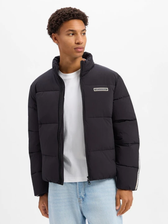 Zdjęcie produktu EA7 Emporio Armani kurtka zimowa Mężczyźni czarny