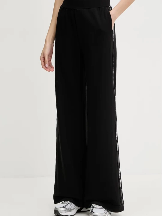 Zdjęcie produktu EA7 Emporio Armani spodnie dresowe czarny