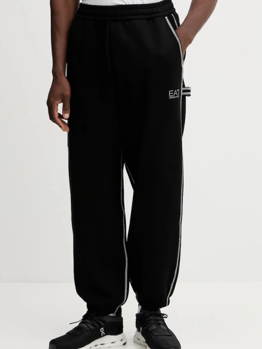 Zdjęcie produktu EA7 Emporio Armani spodnie dresowe czarny