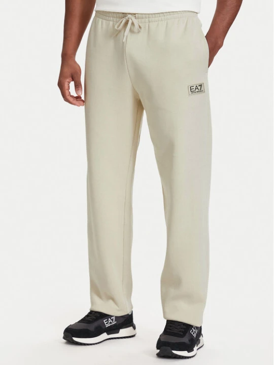 Zdjęcie produktu EA7 Emporio Armani Spodnie dresowe 7M002235 AF21822 U1079 Beżowy jasny Regular Fit