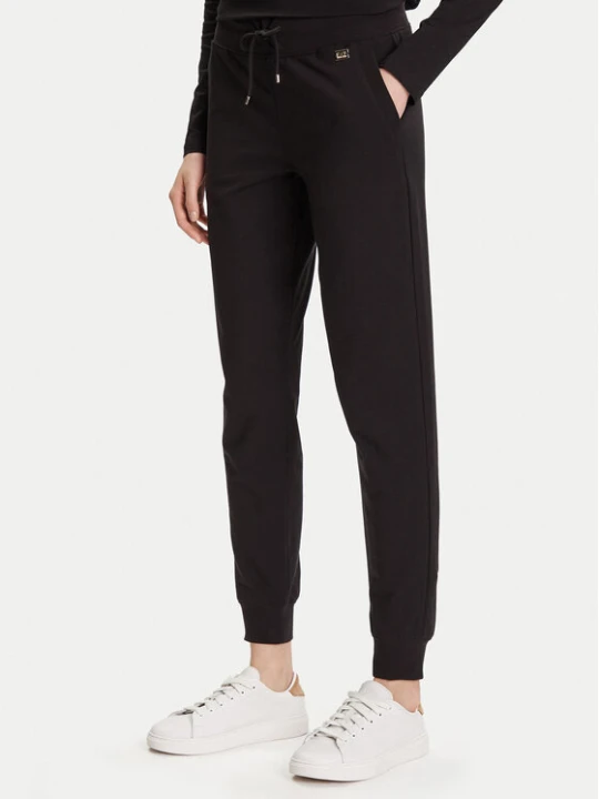 Zdjęcie produktu EA7 Emporio Armani Spodnie dresowe 7W000461 AF13135 UC001 Czarny Regular Fit