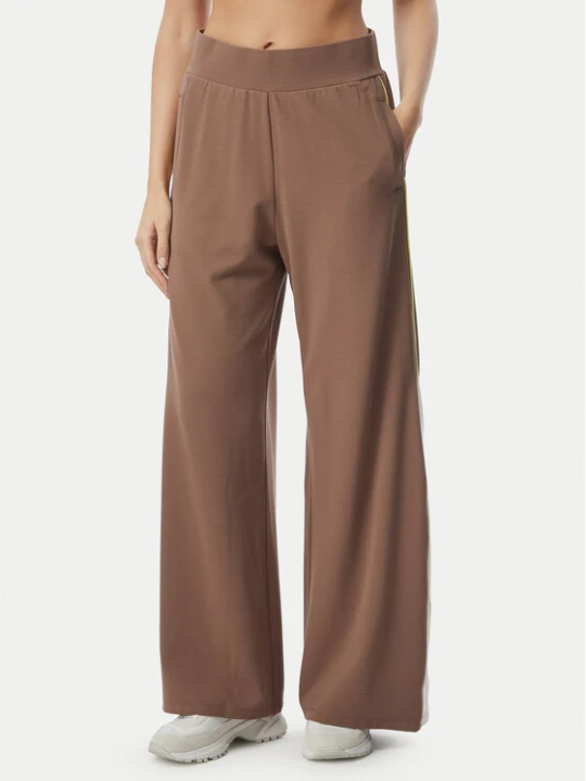Zdjęcie produktu EA7 Emporio Armani Spodnie dresowe 7W001336 AF13289 U6041 Brązowy Relaxed Fit